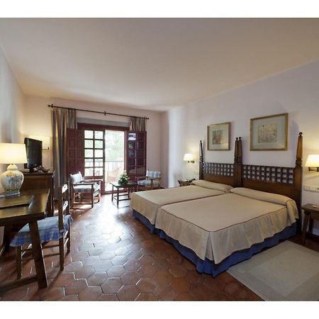 Parador De Albacete Room photo
