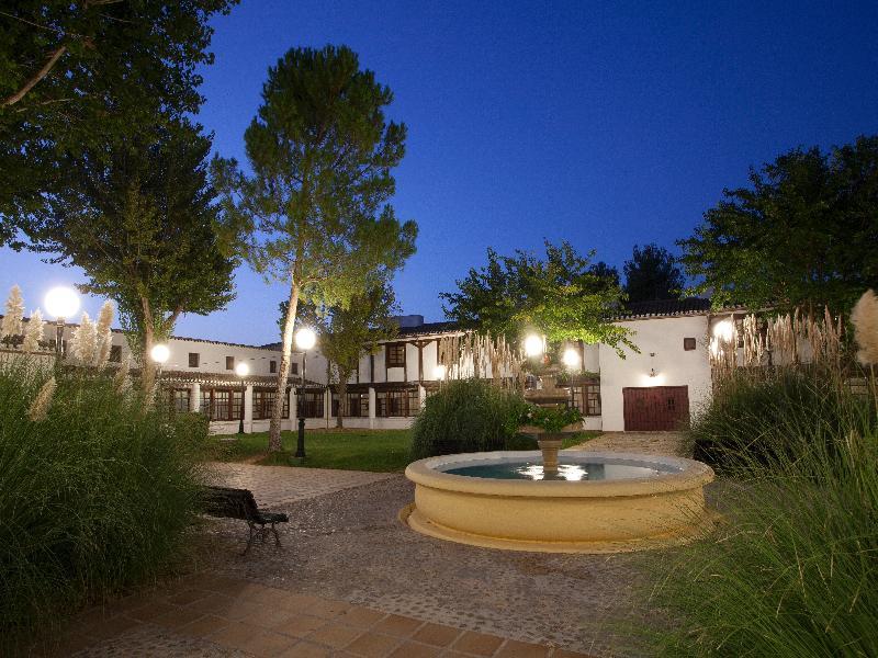 Parador De Albacete Exterior photo